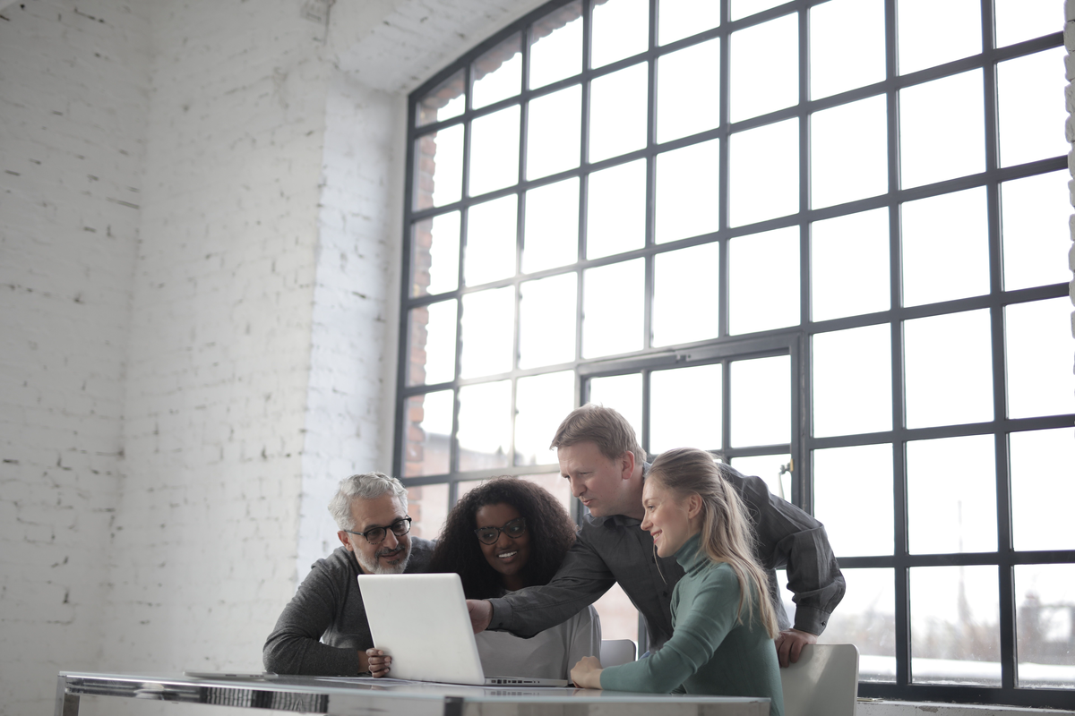 Ditch the Agency: Why B2B SaaS Founders Are Building AI-Powered In-House Teams in 2026